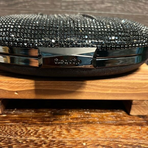 Olga Berg Bria Crystal Fringe Clutch in Black. Gorgeous! New with tags. - Picture 7 of 11